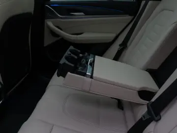 BMW iX3 Impressive M Sport Panorama 360 HUD DAB H K