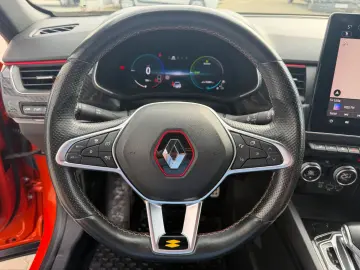 Renault ARKANA E-TECH Hybrid RS Line
