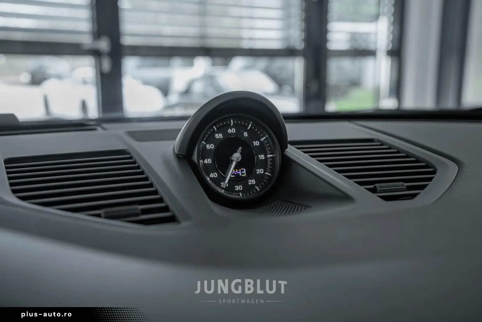 PORSCHE Carrera T Coupé   Neuwagengarantie   1. Hand   X