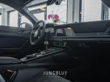 PORSCHE Carrera T Coupé   Neuwagengarantie   1. Hand   X