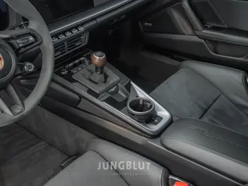 PORSCHE Carrera T Coupé   Neuwagengarantie   1. Hand   X