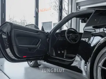 PORSCHE Carrera T Coupé   Neuwagengarantie   1. Hand   X