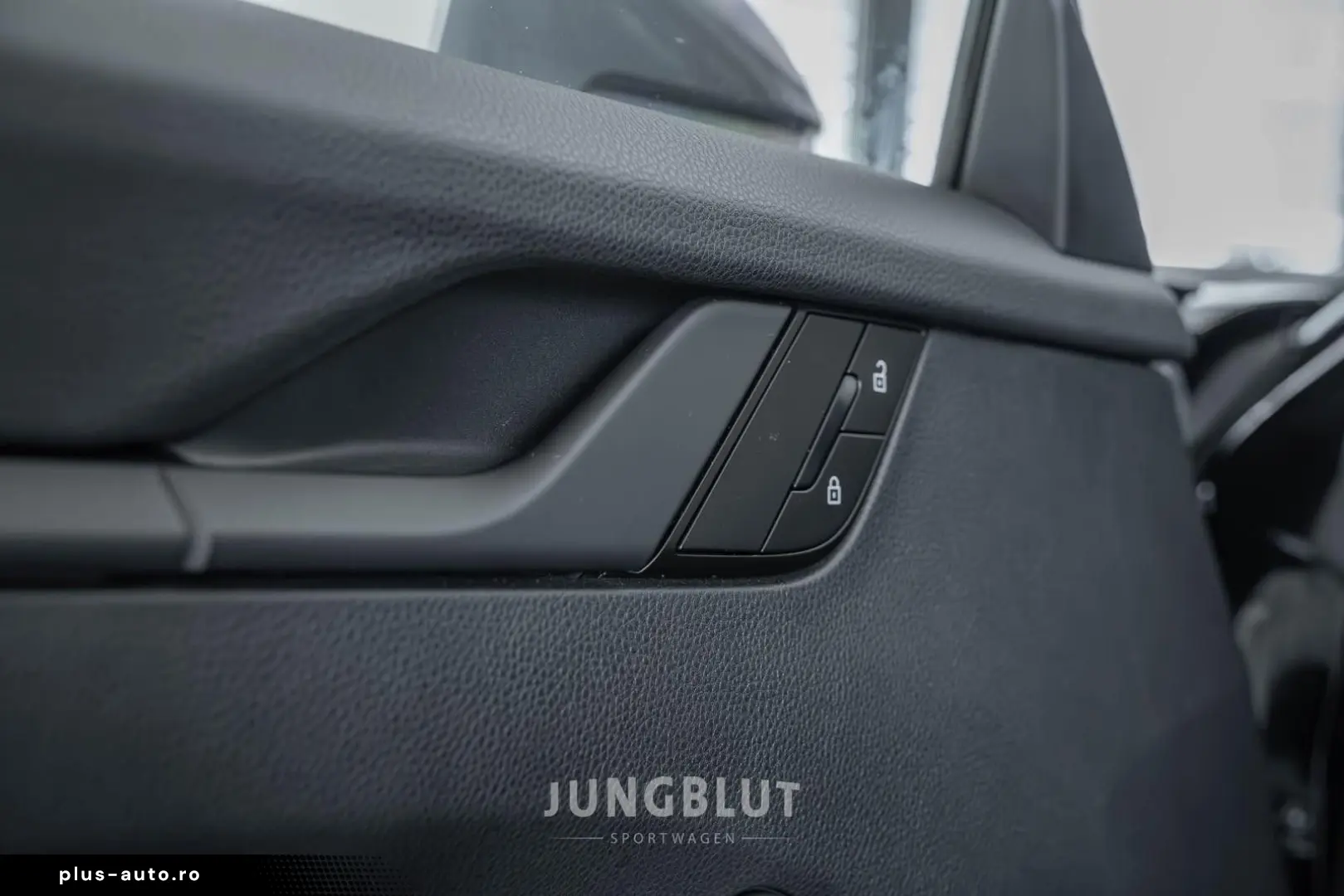 PORSCHE Carrera T Coupé   Neuwagengarantie   1. Hand   X