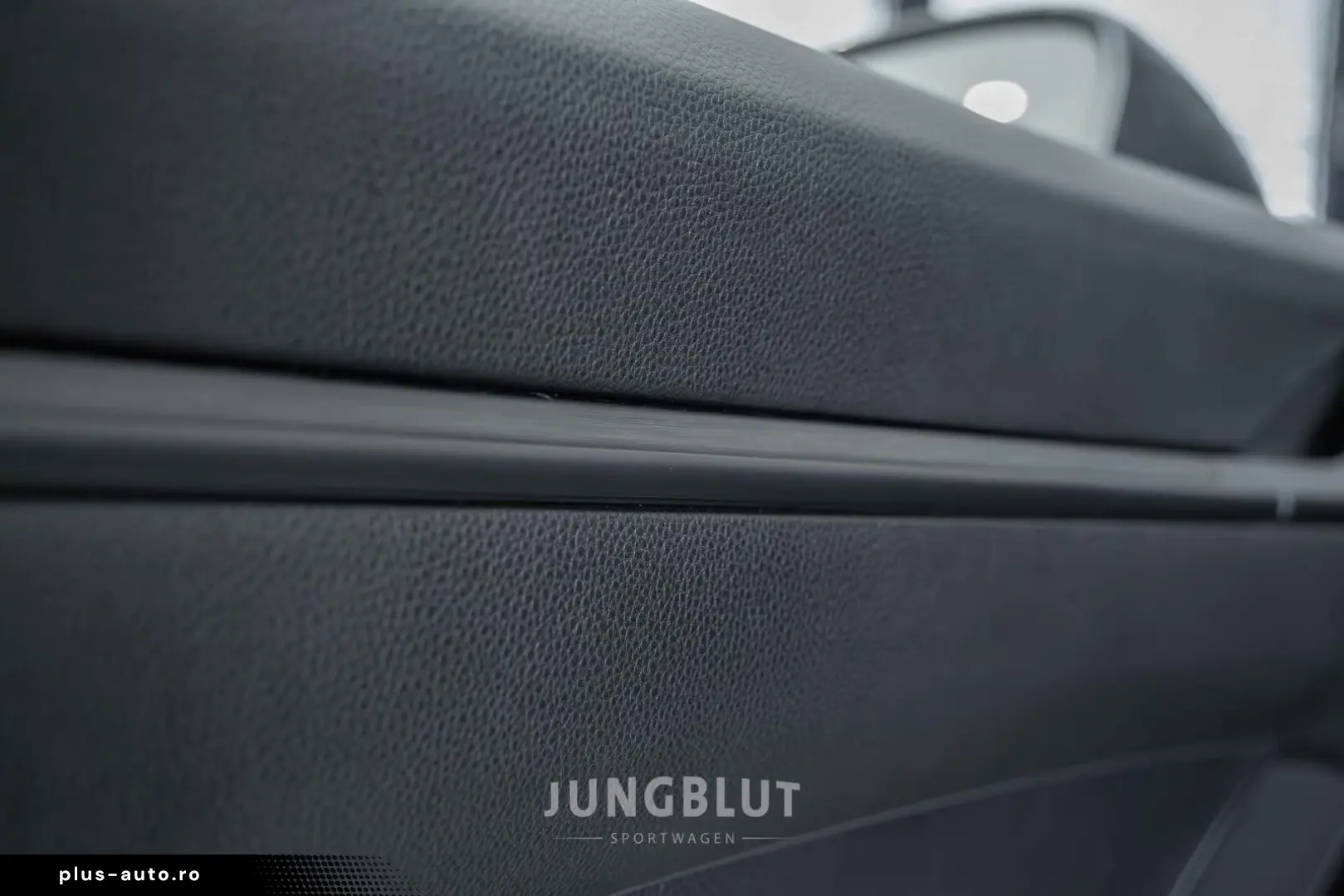 PORSCHE Carrera T Coupé   Neuwagengarantie   1. Hand   X