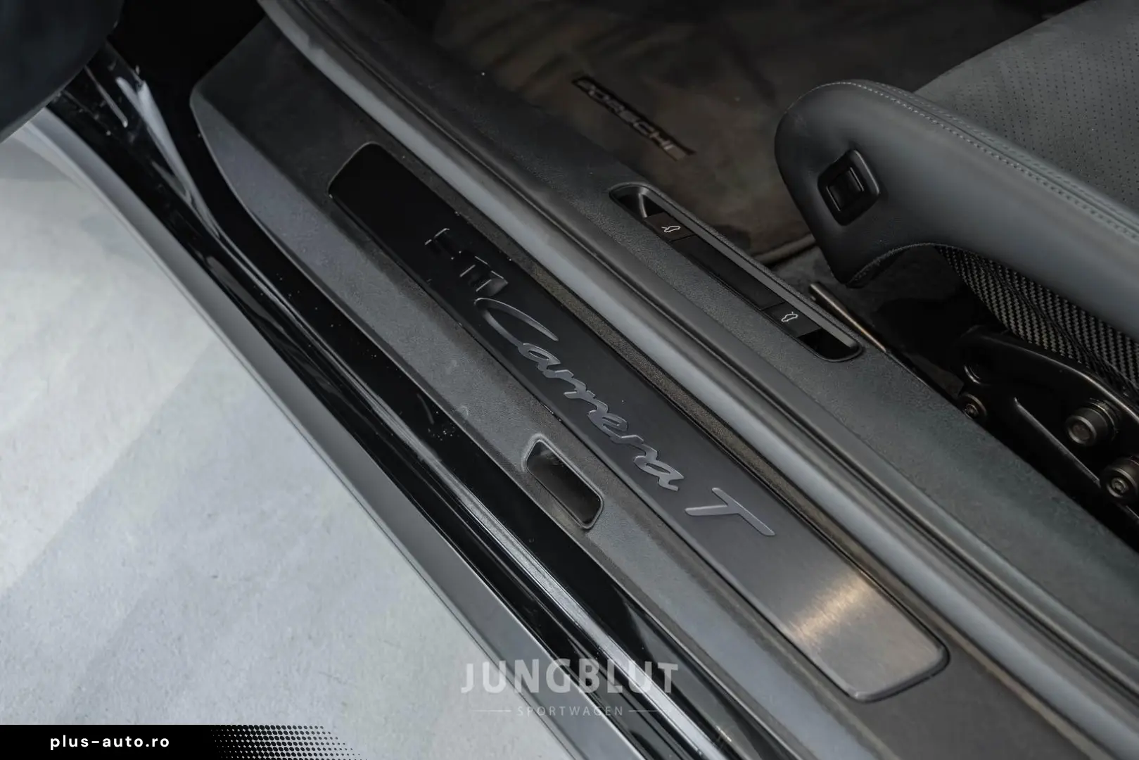 PORSCHE Carrera T Coupé   Neuwagengarantie   1. Hand   X