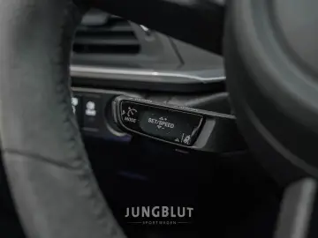 PORSCHE Carrera T Coupé   Neuwagengarantie   1. Hand   X