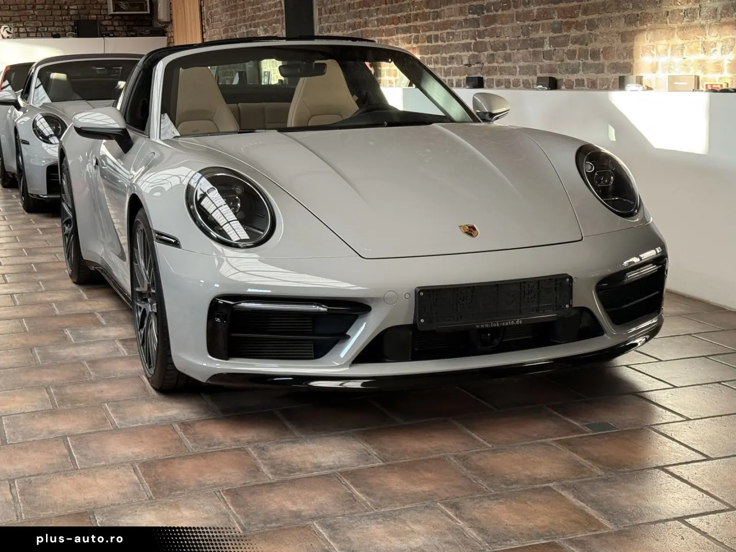 PORSCHE 992 911 Targa 4 SPORTDESIGN-PAKET-ABGAS LED INNO