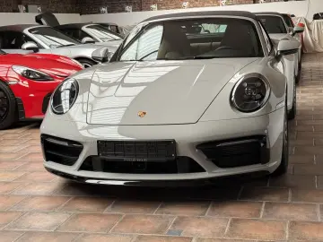 PORSCHE 992 911 Targa 4 SPORTDESIGN-PAKET-ABGAS LED INNO