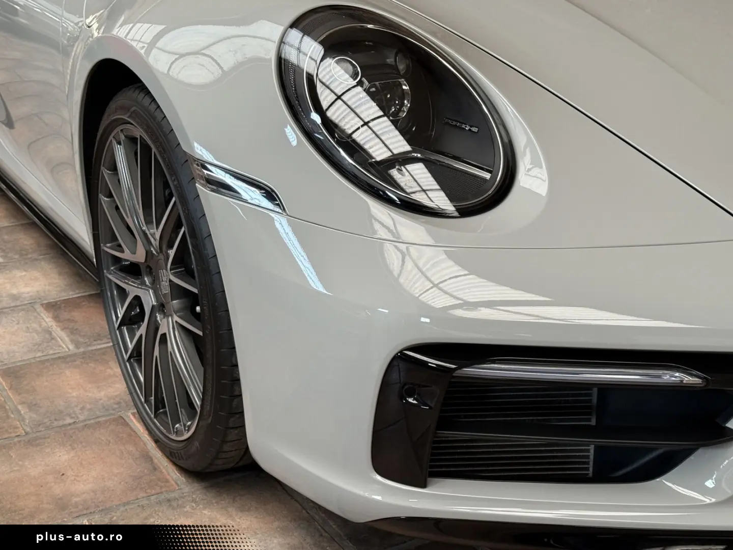 PORSCHE 992 911 Targa 4 SPORTDESIGN-PAKET-ABGAS LED INNO