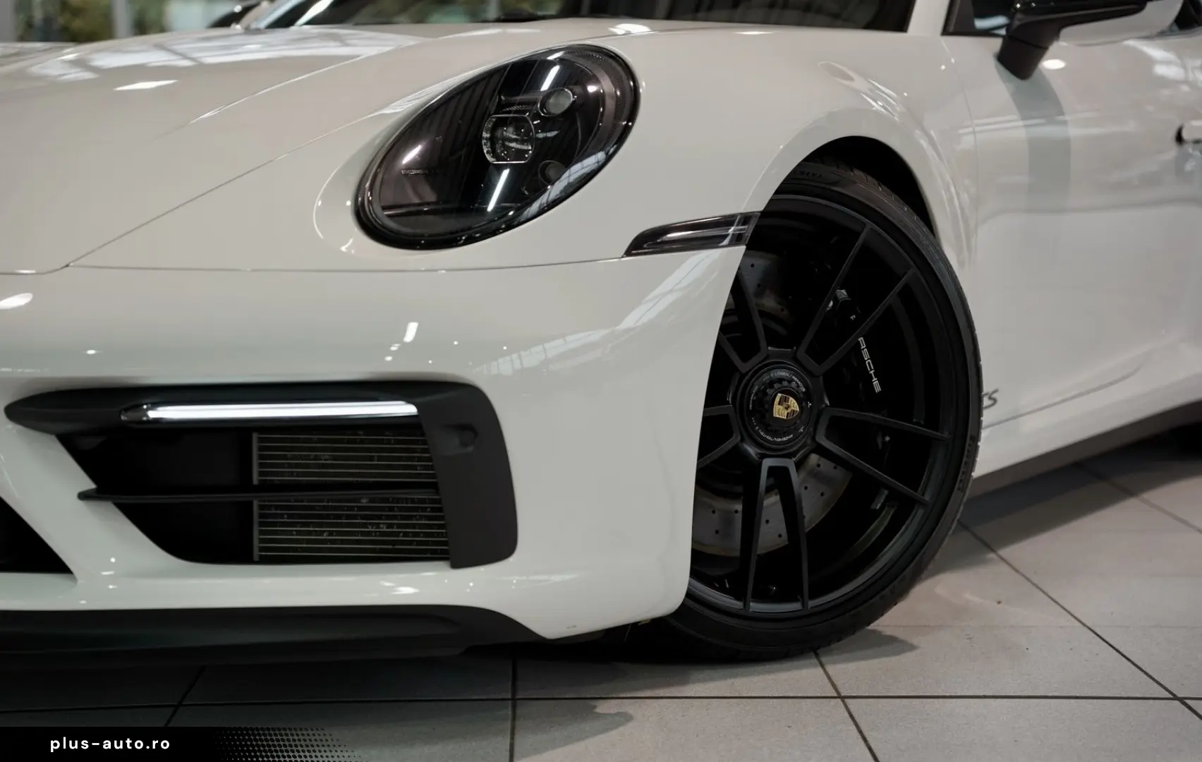 PORSCHE 911 (992) Carrera GTS  918 Sitze Carbondach  1.H