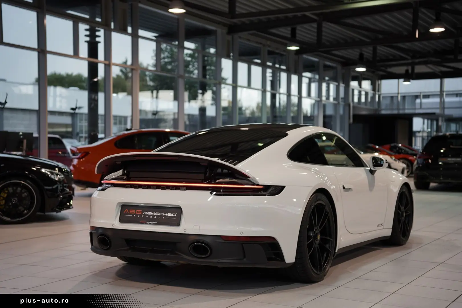 PORSCHE 911 (992) Carrera GTS  918 Sitze Carbondach  1.H