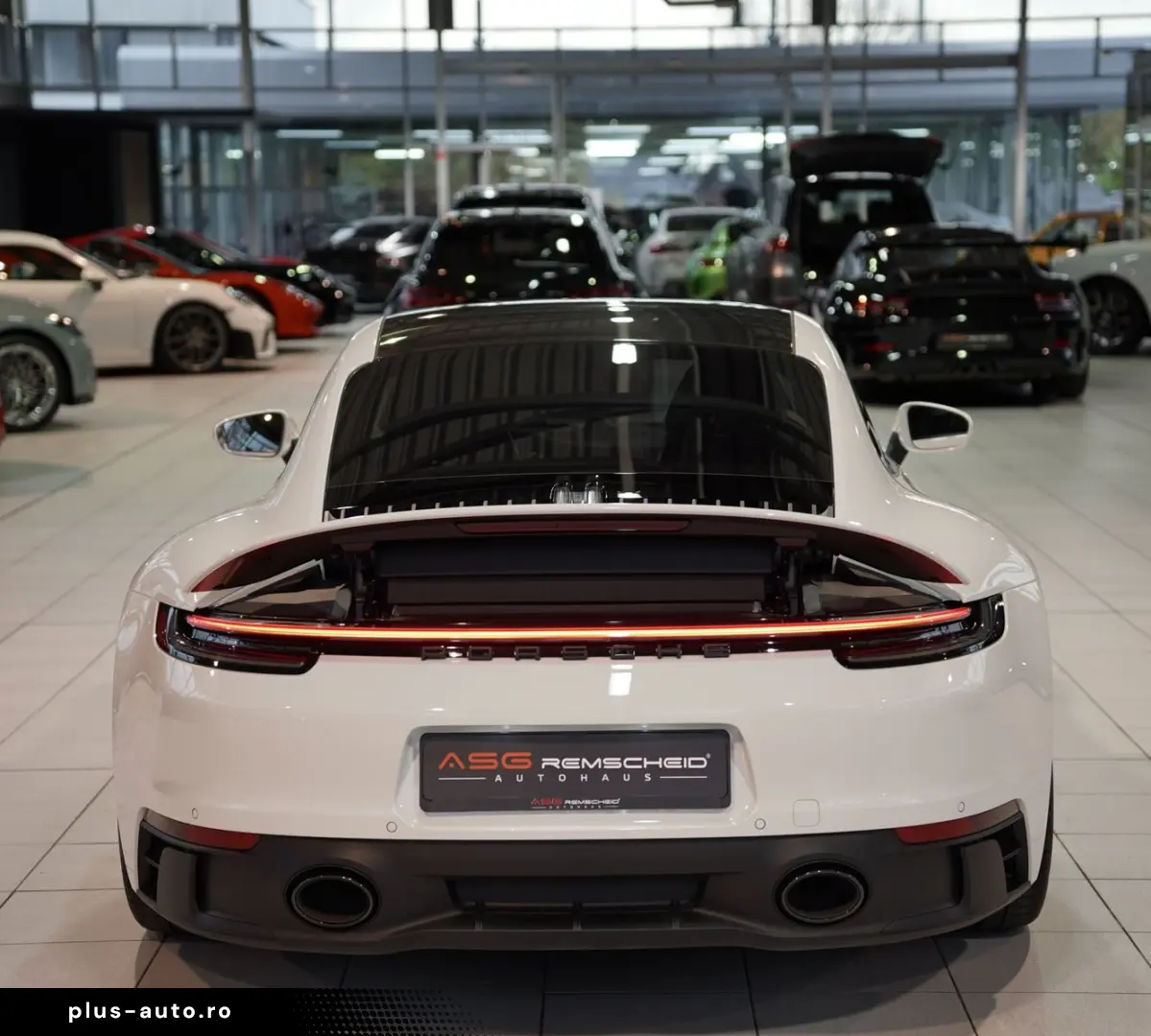 PORSCHE 911 (992) Carrera GTS  918 Sitze Carbondach  1.H