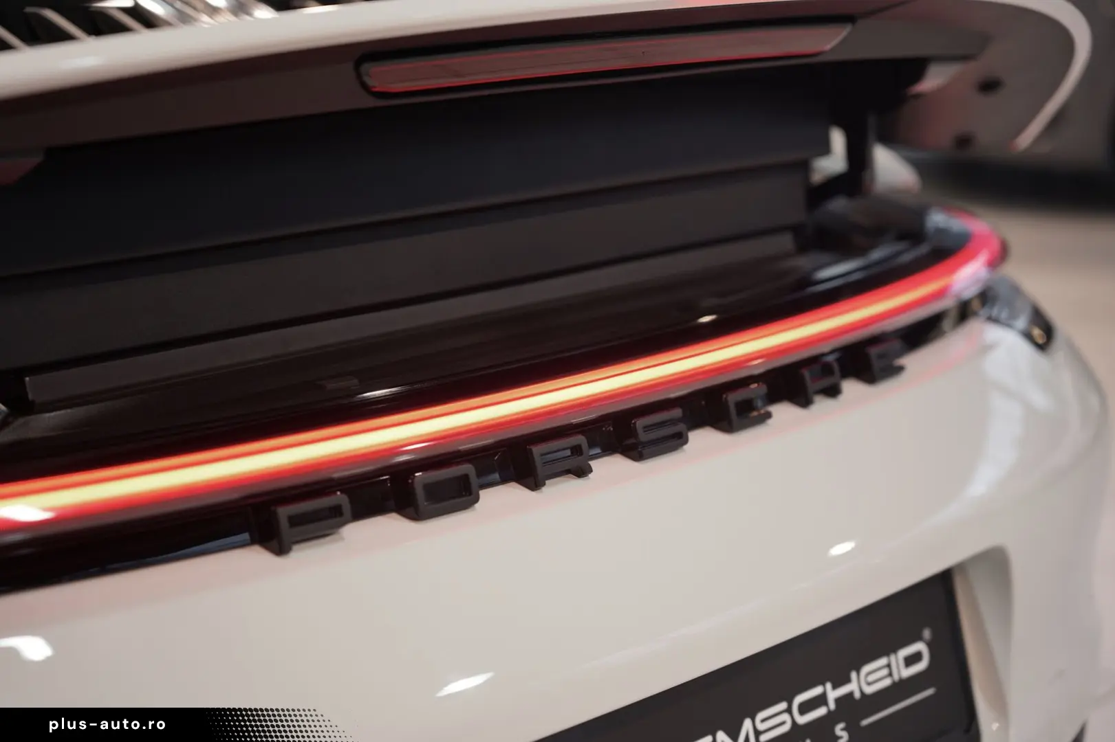 PORSCHE 911 (992) Carrera GTS  918 Sitze Carbondach  1.H