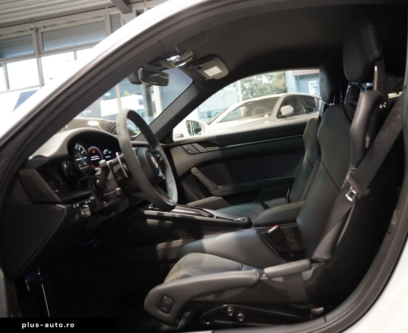 PORSCHE 911 (992) Carrera GTS  918 Sitze Carbondach  1.H