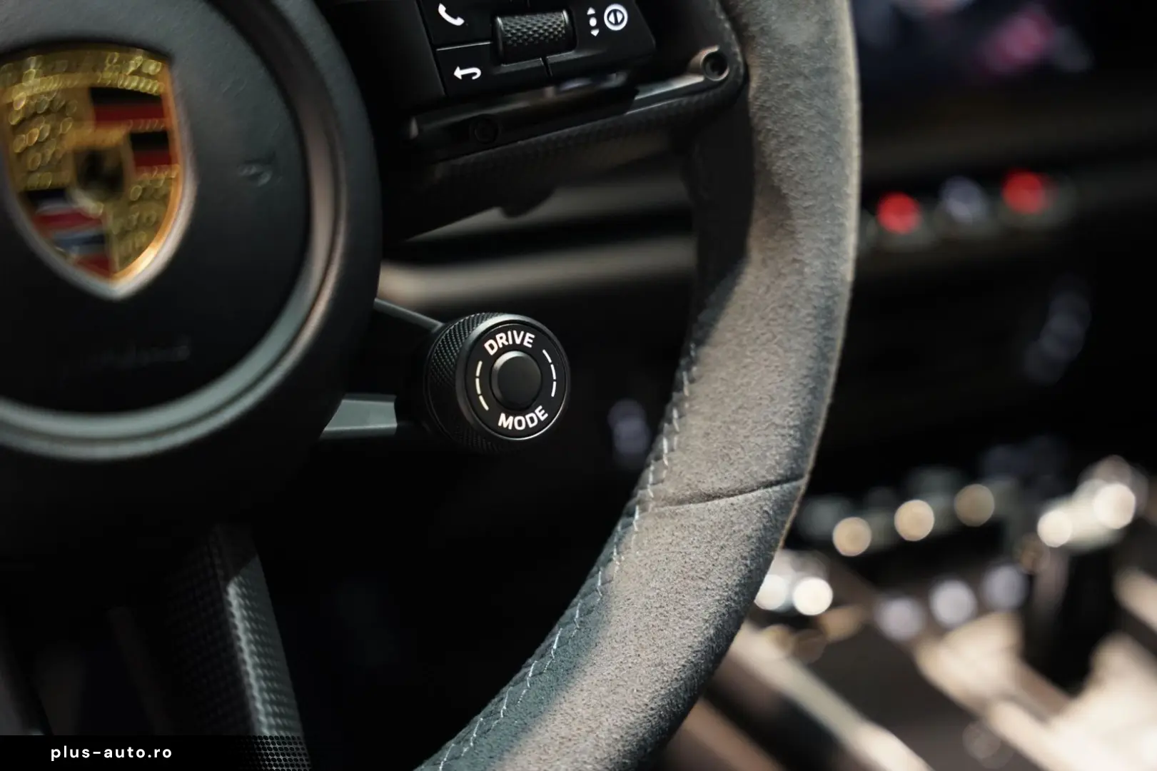 PORSCHE 911 (992) Carrera GTS  918 Sitze Carbondach  1.H