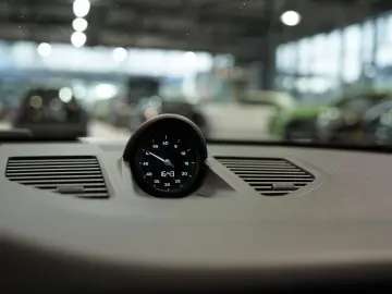 PORSCHE 911 (992) Carrera GTS  918 Sitze Carbondach  1.H