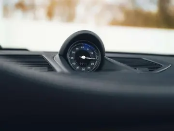 PORSCHE 992 992.2 Targa 4 GTS   Lift   Carbon  Burmester