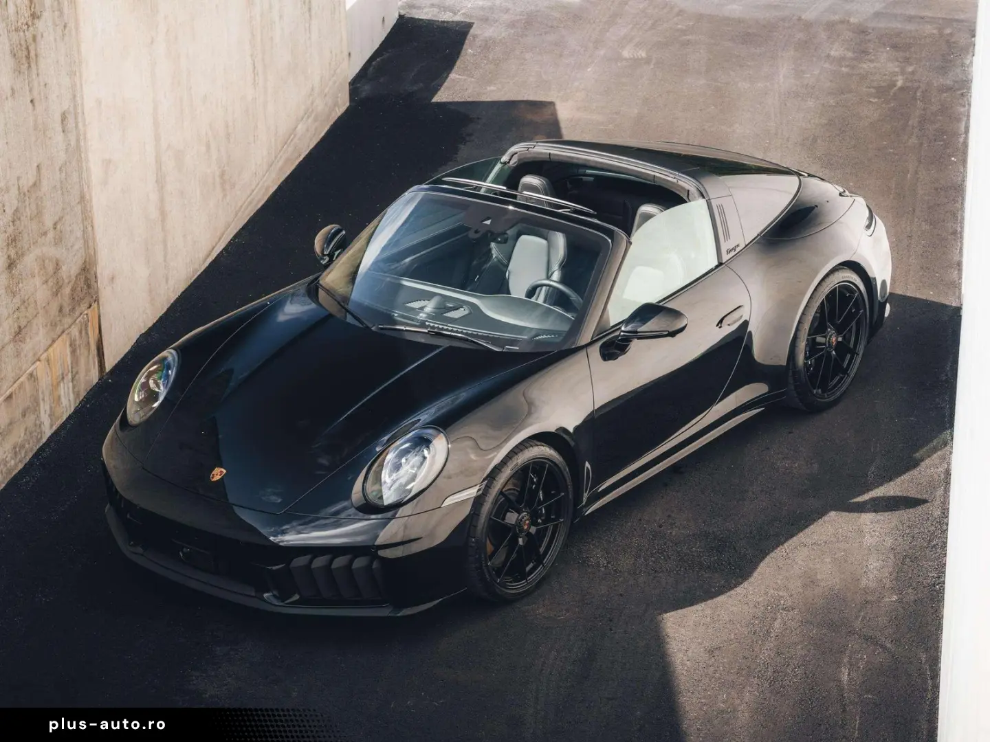 PORSCHE 992 992.2 Targa 4 GTS   Lift   Carbon  Burmester