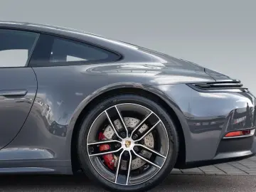 PORSCHE 992 911 Carrera GTS InnoDrive BOSE Sitzbelüftung