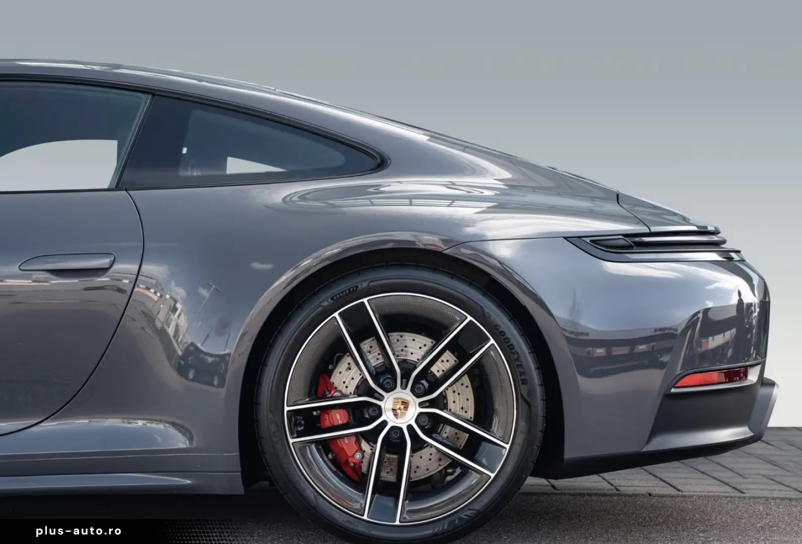 PORSCHE 992 911 Carrera GTS InnoDrive BOSE Sitzbelüftung