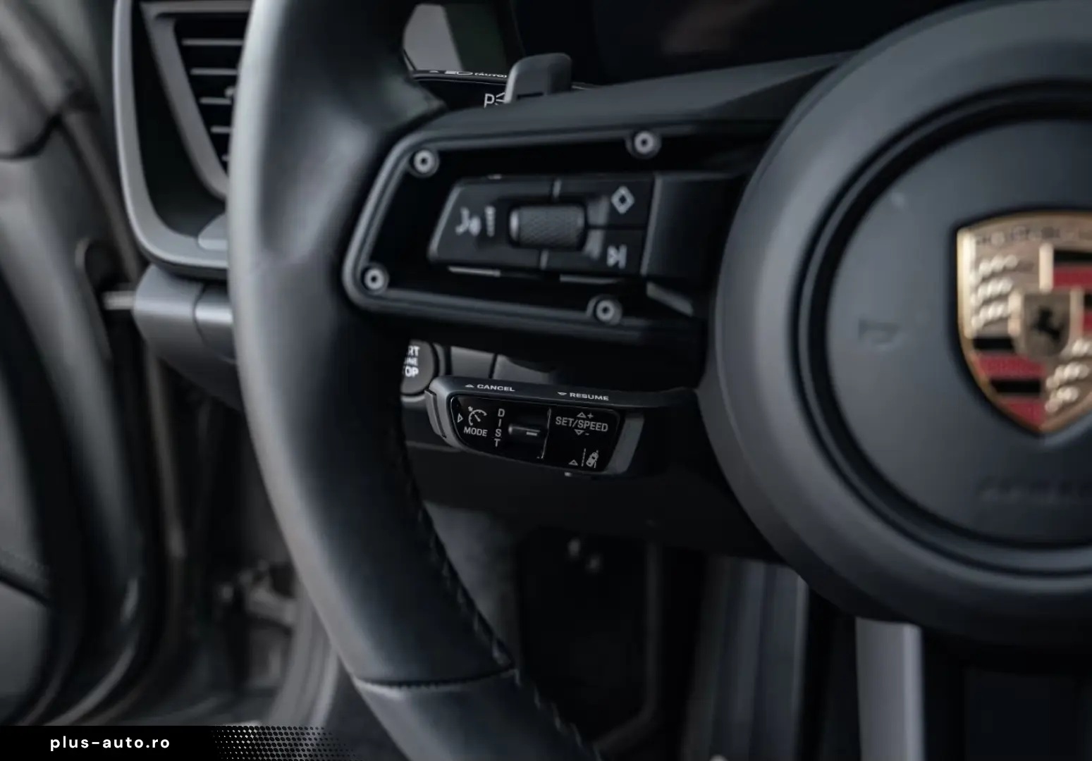 PORSCHE 992 911 Carrera GTS InnoDrive BOSE Sitzbelüftung