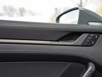 PORSCHE 992 911 Carrera GTS InnoDrive BOSE Sitzbelüftung