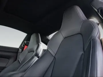PORSCHE 992 911 Carrera GTS InnoDrive BOSE Sitzbelüftung