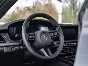 PORSCHE 992 911 Carrera GTS InnoDrive BOSE Sitzbelüftung