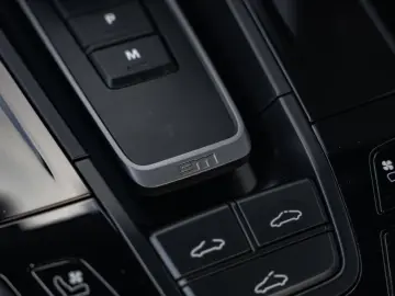 PORSCHE 992 911 Carrera GTS InnoDrive BOSE Sitzbelüftung