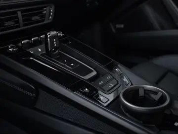 PORSCHE 992 911 Carrera GTS InnoDrive BOSE Sitzbelüftung