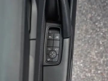 PORSCHE 992 911 Carrera GTS InnoDrive BOSE Sitzbelüftung
