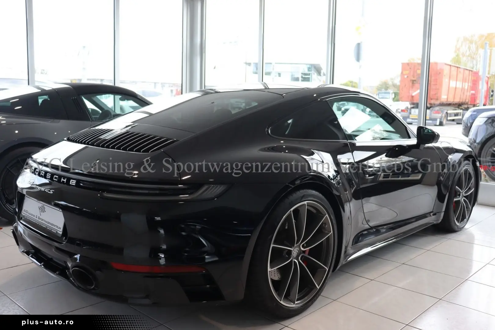 PORSCHE 992 911 Carrera 4S SportDesign HA-Lenkung SAGA