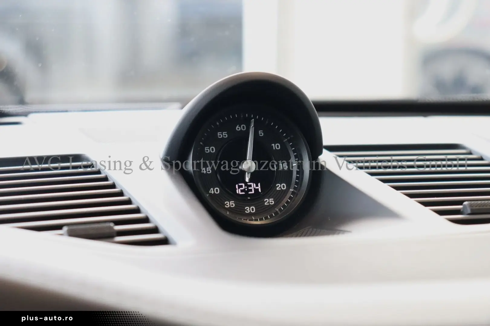 PORSCHE 992 911 Carrera 4S SportDesign HA-Lenkung SAGA