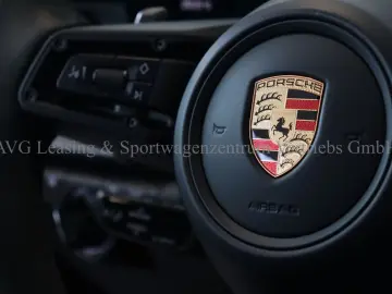 PORSCHE 992 911 Carrera 4S SportDesign HA-Lenkung SAGA