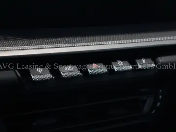 PORSCHE 992 911 Carrera 4S SportDesign HA-Lenkung SAGA