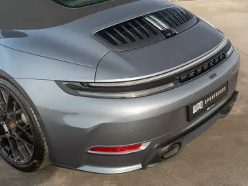 PORSCHE 911 Cabrio 3.0 Carrera