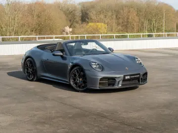 PORSCHE 911 Cabrio 3.0 Carrera