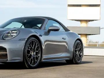 PORSCHE 911 Cabrio 3.0 Carrera