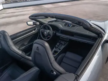 PORSCHE 911 Cabrio 3.0 Carrera