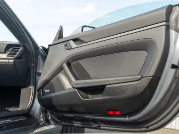 PORSCHE 911 Cabrio 3.0 Carrera