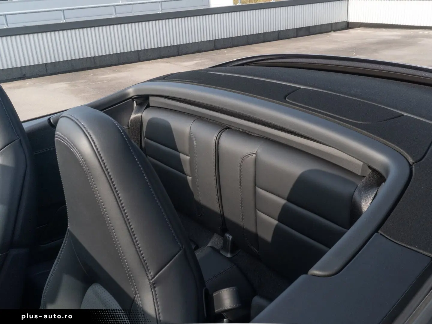 PORSCHE 911 Cabrio 3.0 Carrera