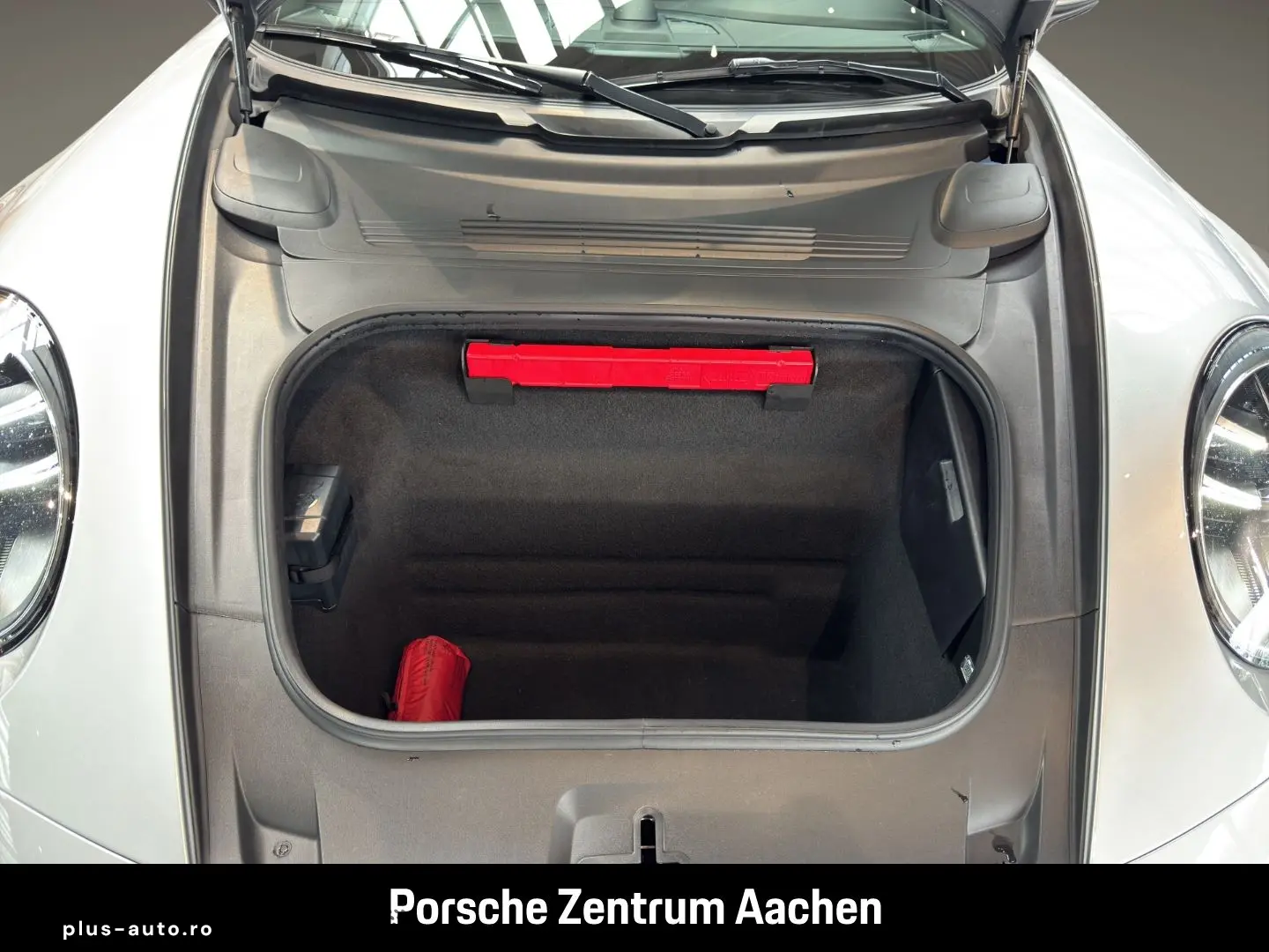 PORSCHE 992 911 Carrera Sportabgas Surround-View BOSE