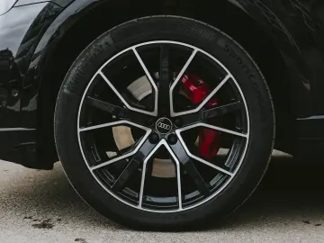 Audi Q8 60 TFSI e quattro S-line Garantie 3 ani