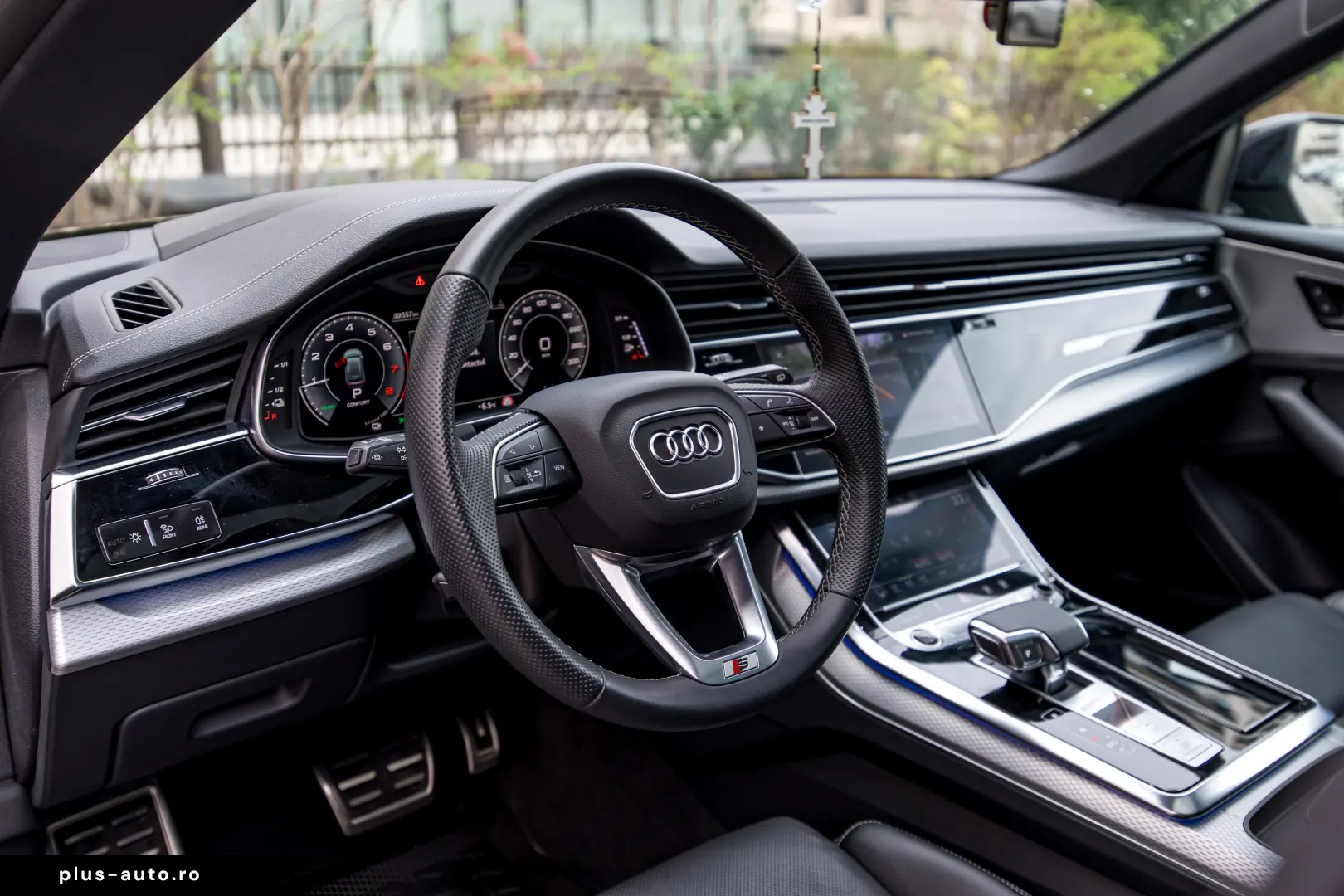 Audi Q8 60 TFSI e quattro S-line Garantie 3 ani