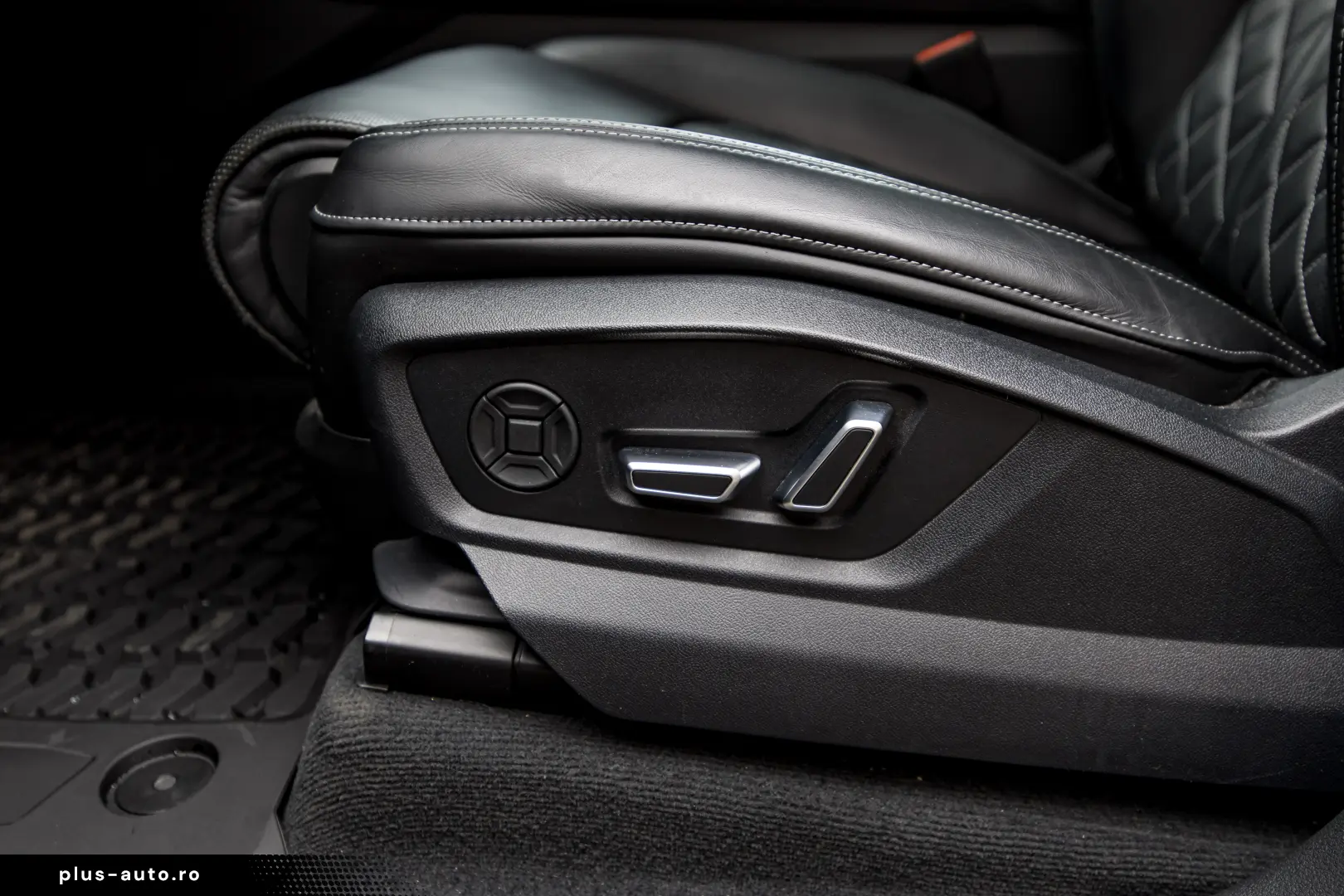 Audi Q8 60 TFSI e quattro S-line Garantie 3 ani