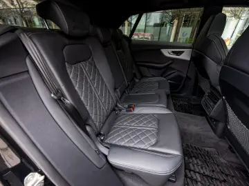 Audi Q8 60 TFSI e quattro S-line Garantie 3 ani