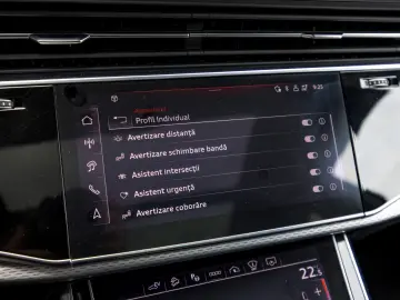 Audi Q8 60 TFSI e quattro S-line Garantie 3 ani