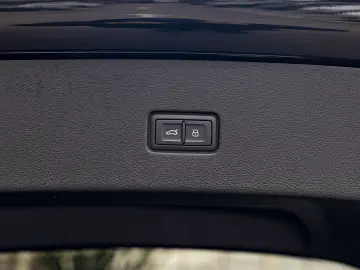 Audi Q8 60 TFSI e quattro S-line Garantie 3 ani