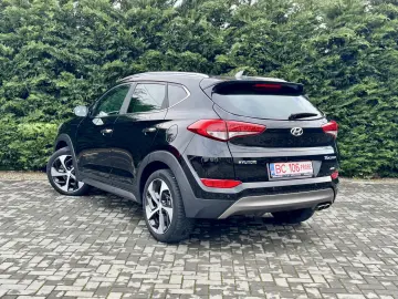 HYUNDAI TUCSON 2.0 crdi   4x4   Cutie Automata   Premium