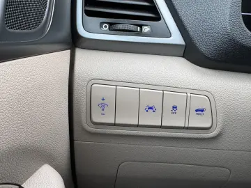 HYUNDAI TUCSON 2.0 crdi   4x4   Cutie Automata   Premium